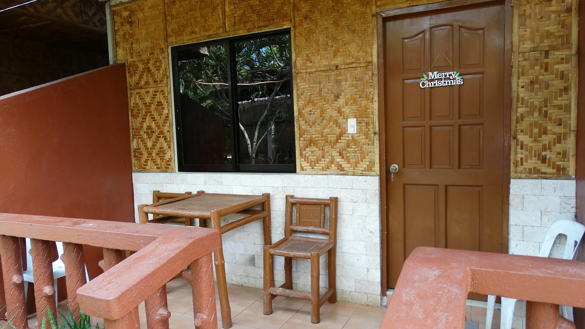 ** Hotel Alona Grove Tourist Inn Tawala  Filipiny